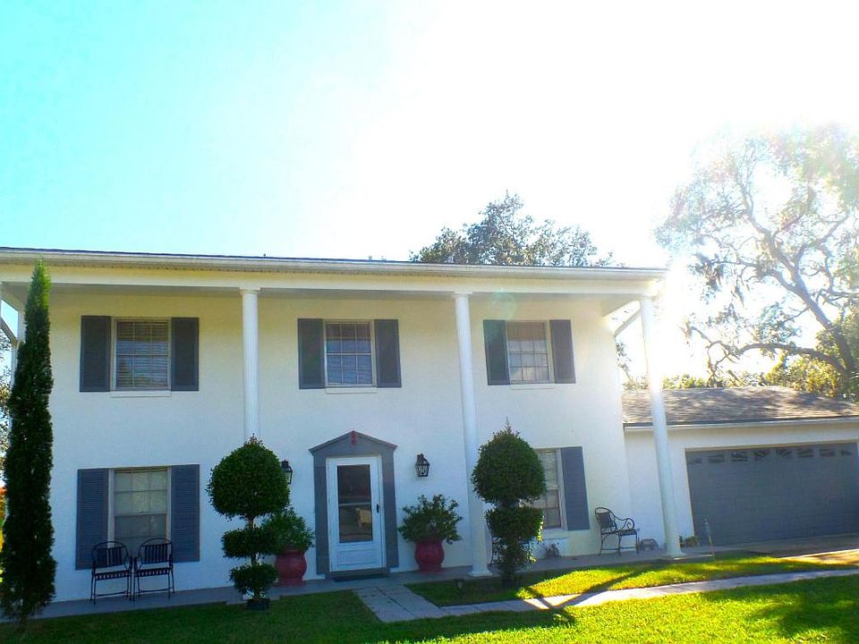 1st image of 2990 Briarwood Cir