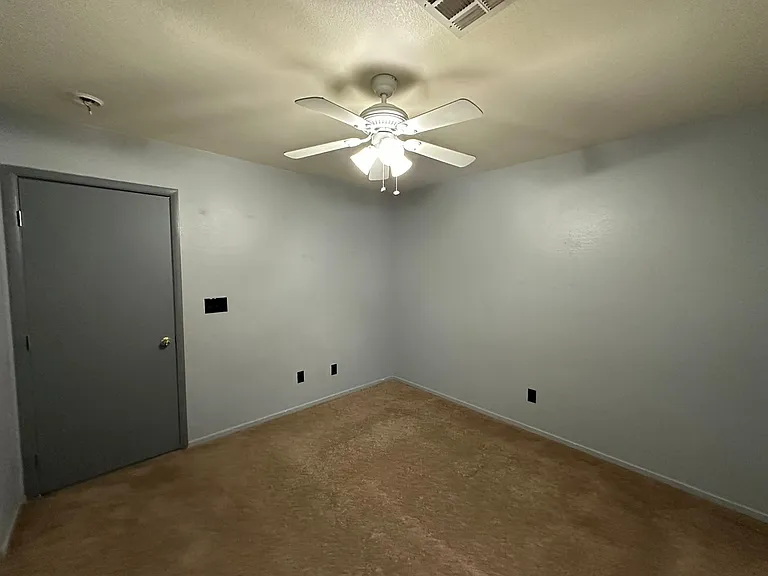 2562 Land Rush Dr — Photo 13