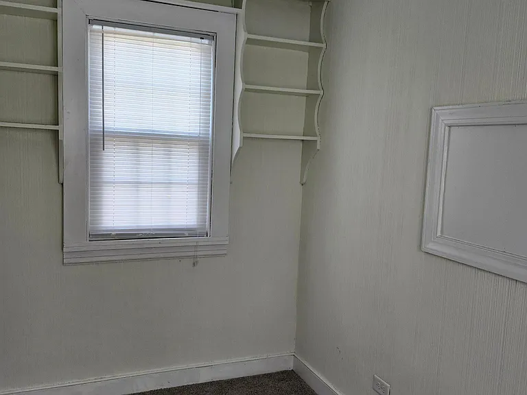 513 Craigie Ave — Photo 6