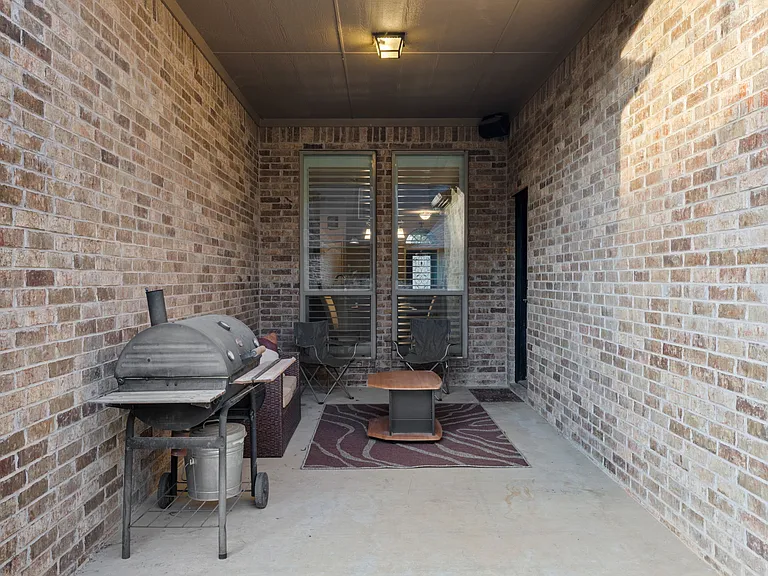 9412 Wood Duck Dr — Photo 32