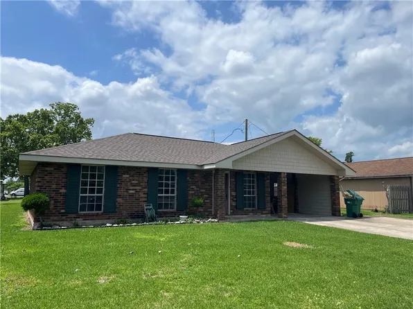 1217 Desoto Dr, Lutcher, LA 70071