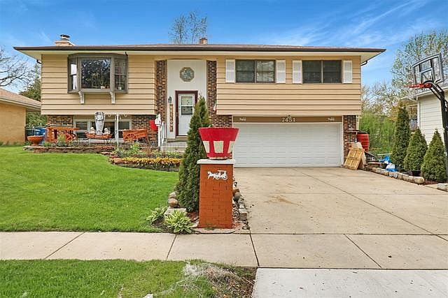 1st image of 7451 Camelia Dr