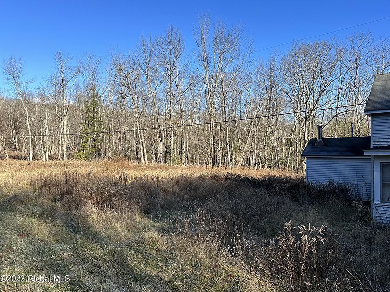 4th image of 216-178 Toad Point Road