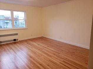 933 82nd St, Brooklyn, NY 11228