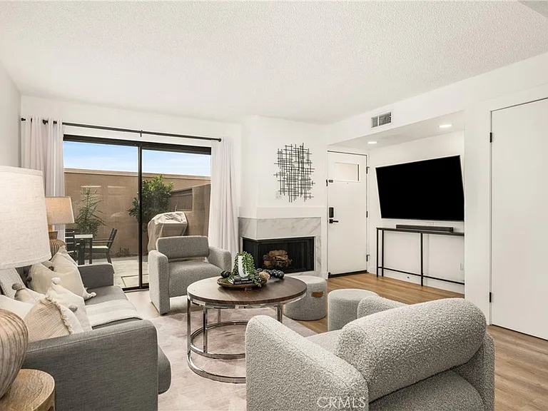 25761 Le Parc #105 — Photo 12