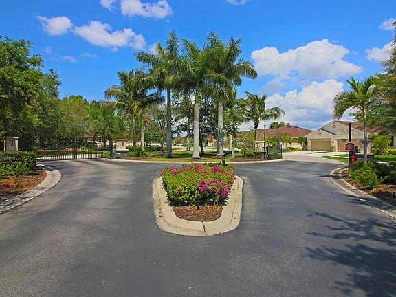 4th image of 8895 Tuscany Isles Dr