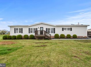 63 Snyders Ln, Martinsburg, WV 25405