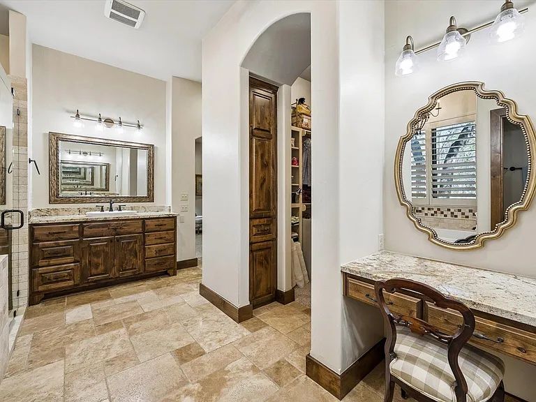 4501 Spanish Oaks Club Blvd #14 — Photo 16