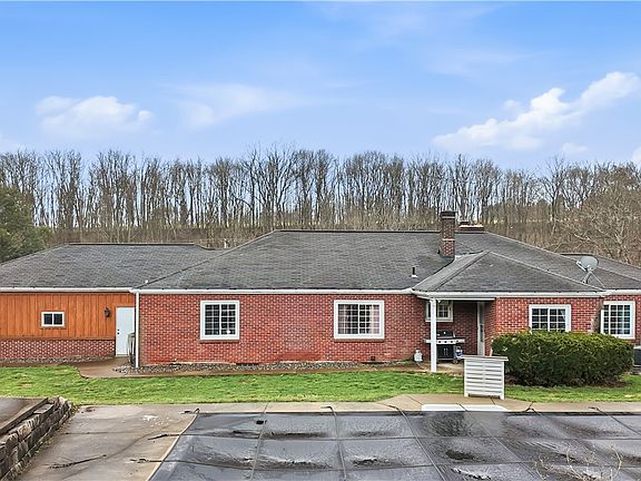 4th image of 516 Wallace Run Rd