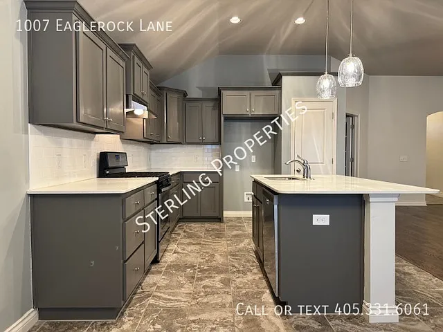 1007 Eaglerock Ln — Photo 22