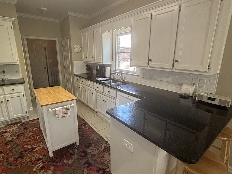 1209 Ivy Brook Cir — Photo 22
