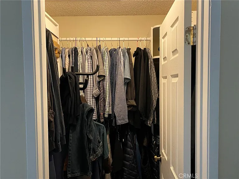 840 Bridle Dr — Photo 15