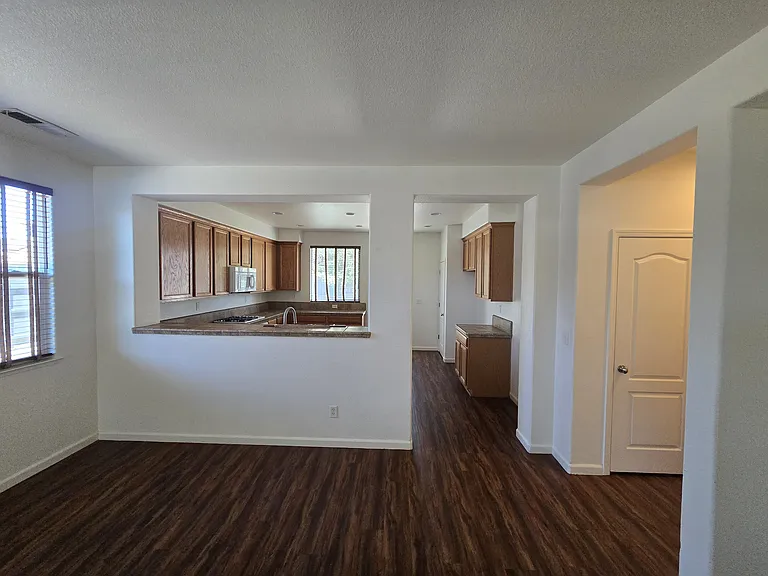 Entrance/Family Room