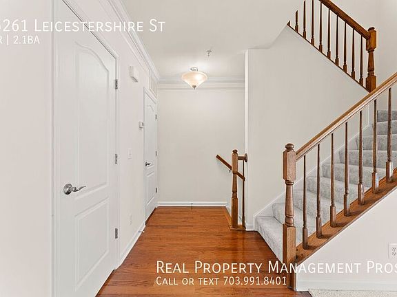 4th image of 15261 Leicestershire St