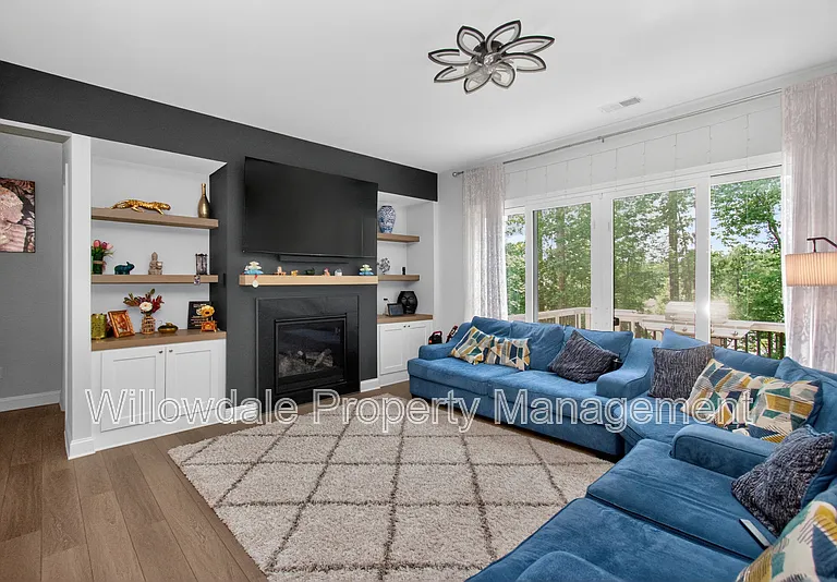 111 N Parkside Dr — Photo 25