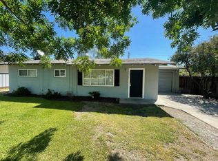 2071 N 11th Ave, Hanford, CA 93230