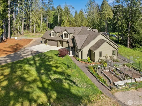 2415 44th Avenue NW, Olympia, WA 98502