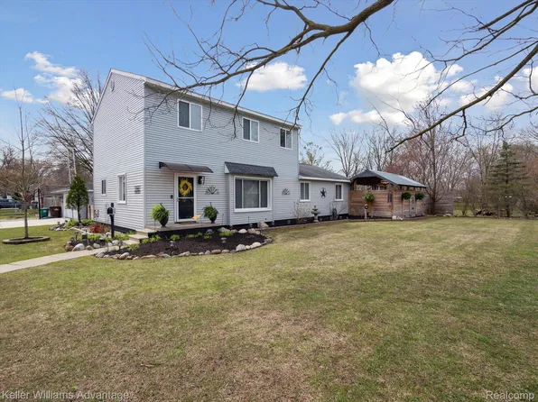 28909 Donnelly St, Garden City, MI 48135