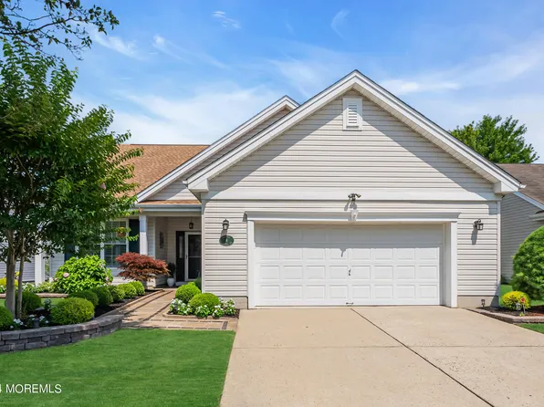8 El Dorado Way, Neptune Township, NJ 07753