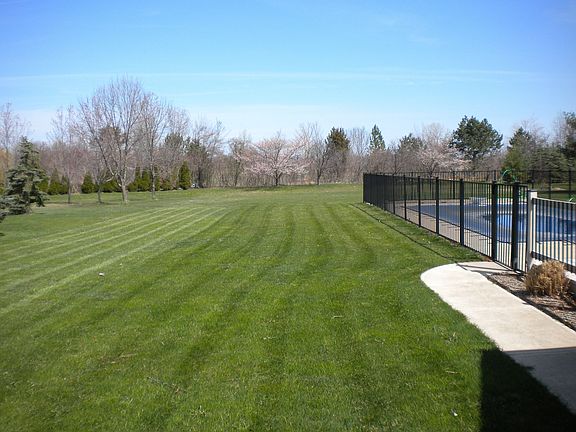 Huge yard