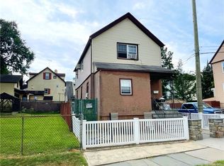 142 Beechwood Ave, New Rochelle, NY 10801