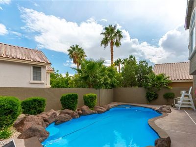 1628 Scenic Peak St, Las Vegas, NV, 89144