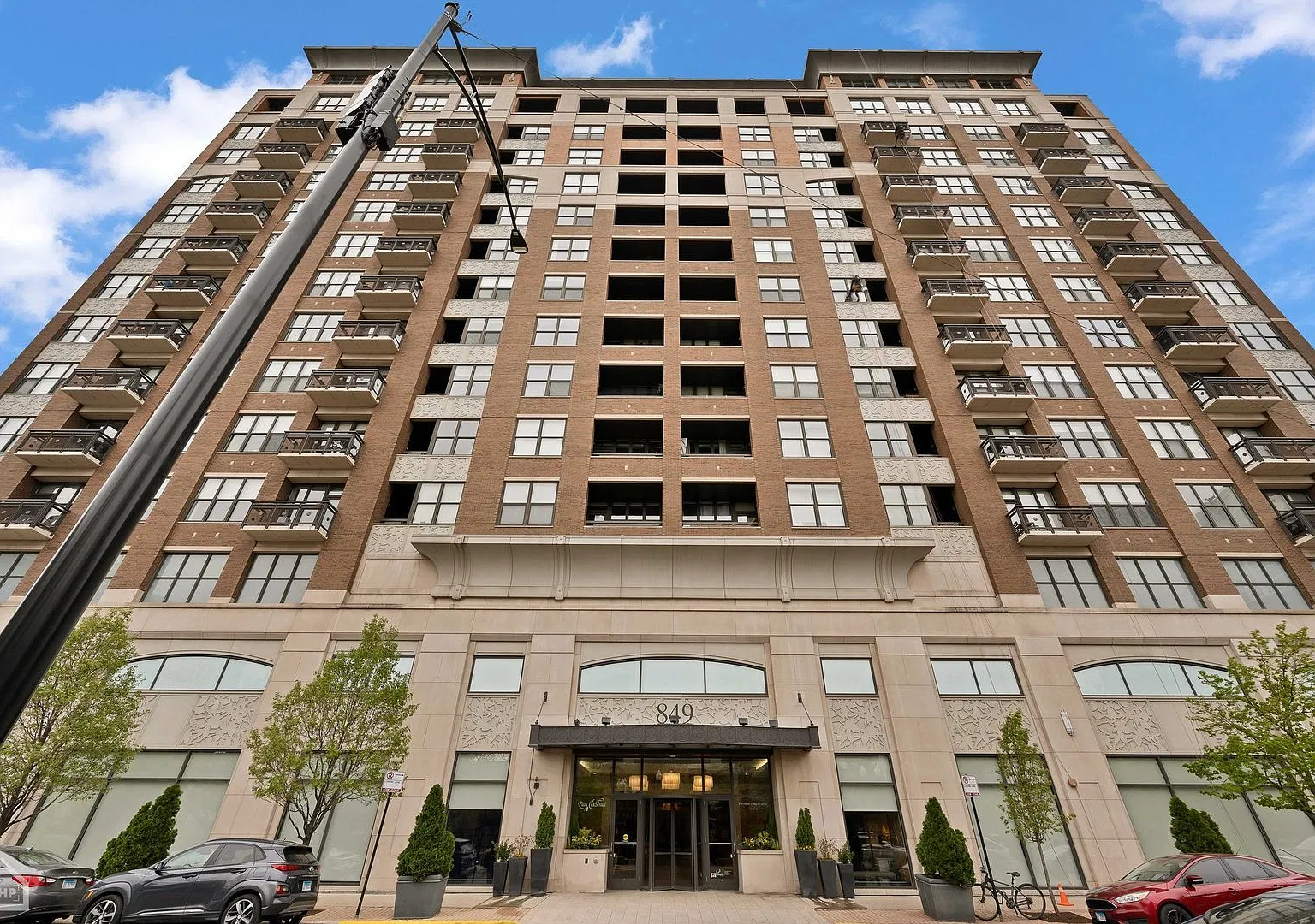 2 bed, 1285 sqft, $4,000 — Photo 2