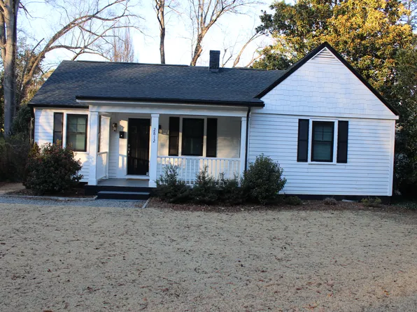 2812 Mayview Rd, Raleigh, NC 27607