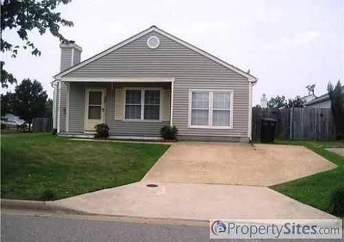 1st image of 528 Woodshire Way