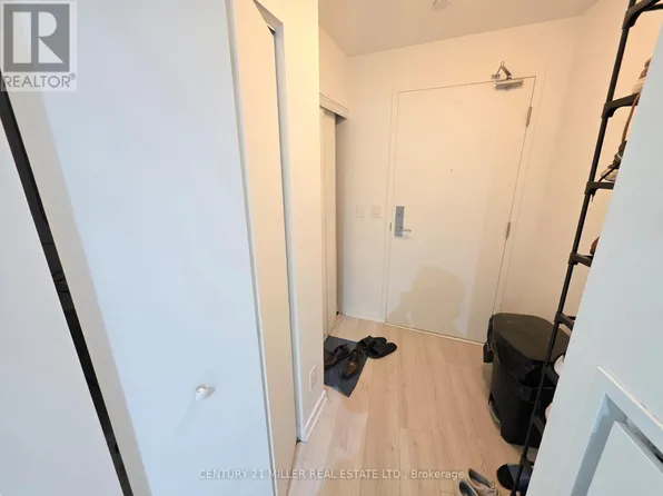 51 E Liberty St Unit 608, Toronto, ON M6K 3P8