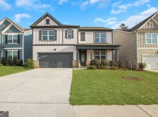 5896 Screech Owl Dr, Flowery Branch, GA 30542