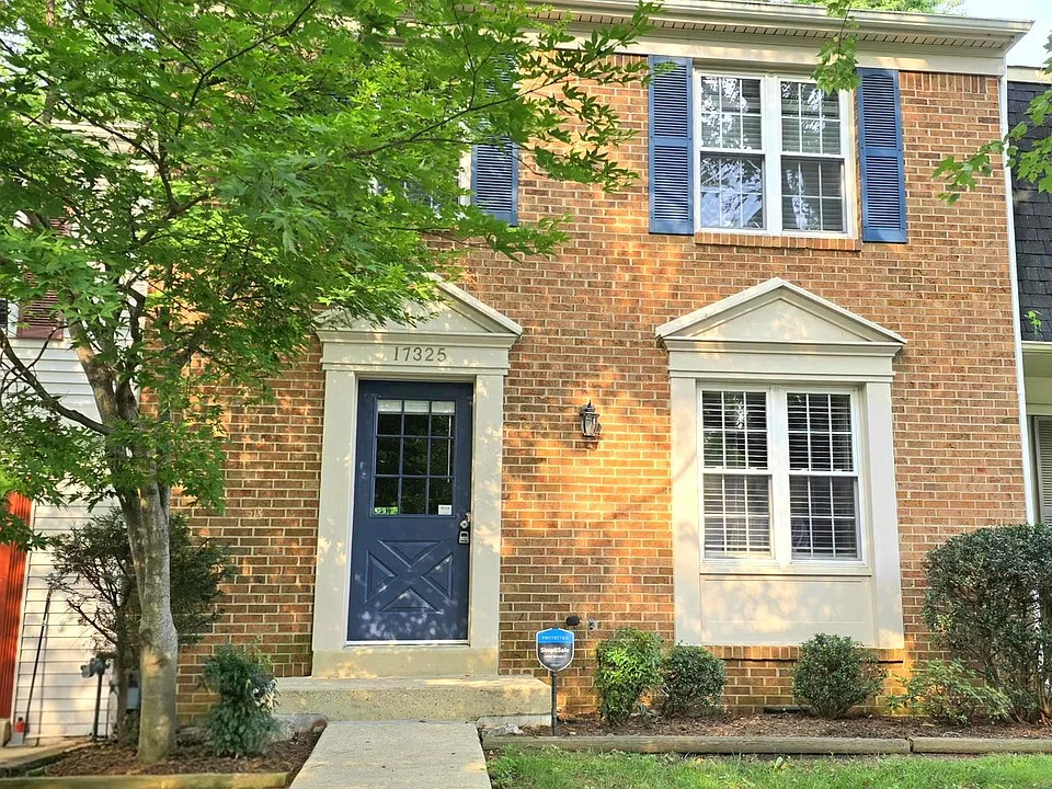 17325 Sandy Knoll Dr