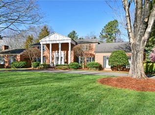 2710 Old Town Club Rd, Winston Salem, NC 27106