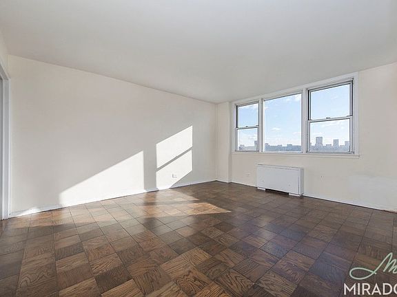 3rd image of 245 E 19th St APT 16D