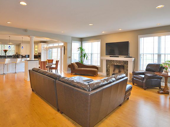 5th image of 1624 Cypress Pointe Dr