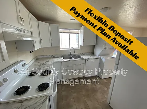 704 Ferris Ct Photo 1