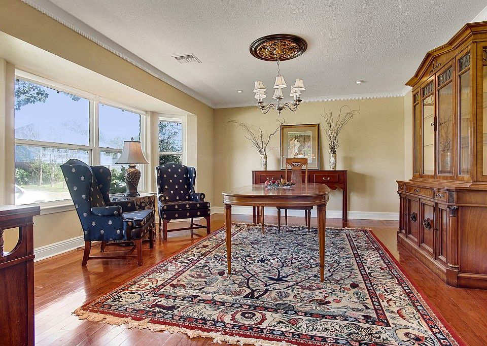 1st image of 3639 Pin Oak Ave