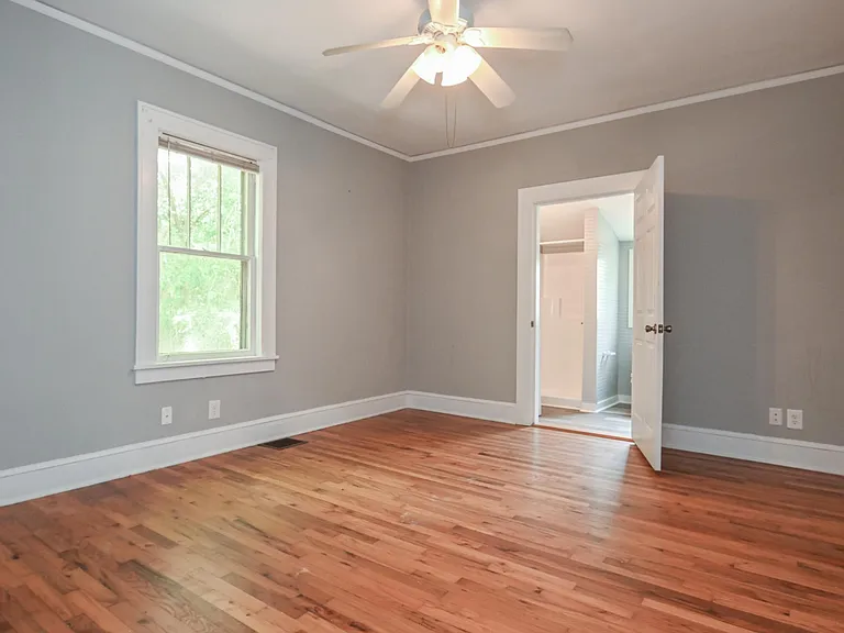 1095 Oconee St — Photo 40