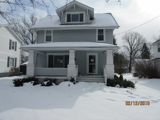 1st image of 726 Lafayette Ave