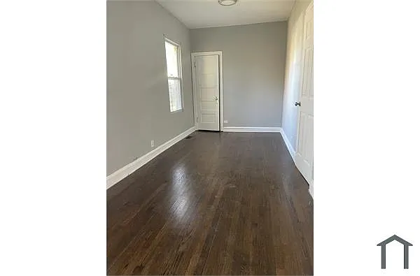 Photo 2 of 6 - 10730 S Lafayette Ave #1 - Chicago, IL Building Photo - 10730 S Lafayette Ave #1