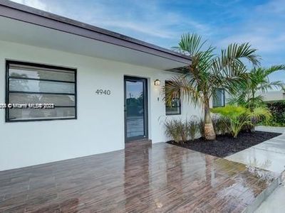 4940 SW 98th Pl, Miami, FL, 33165