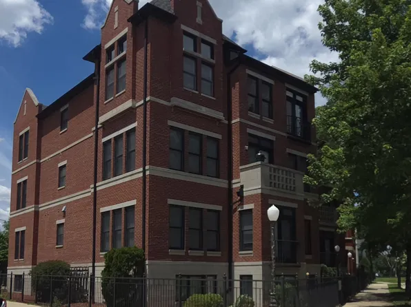 (undisclosed Address), Chicago, IL 60653
