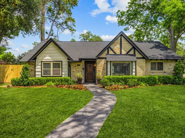 9130 Rangely Dr, Houston, TX 77055