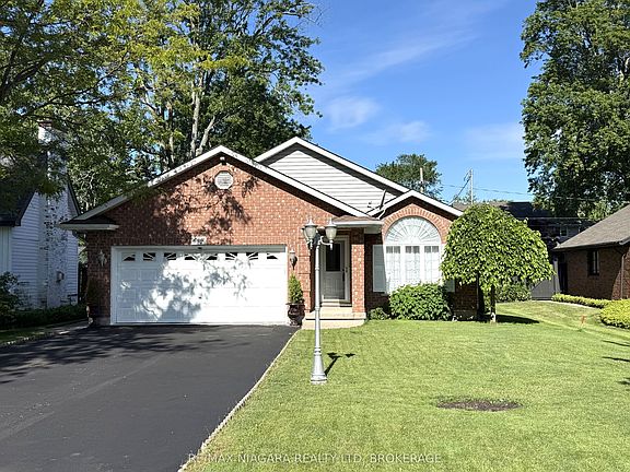 2nd image of 629 Daytona Dr