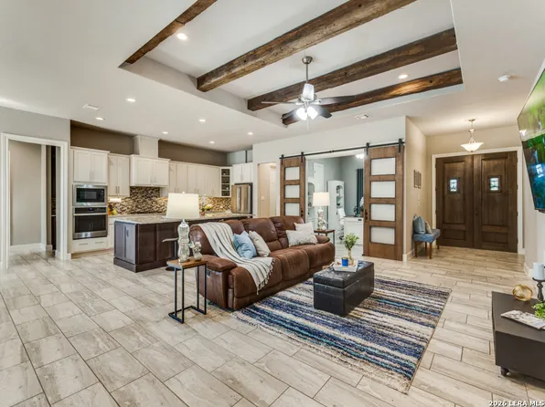 312 Lantana Crossing, Spring Branch, TX 78070