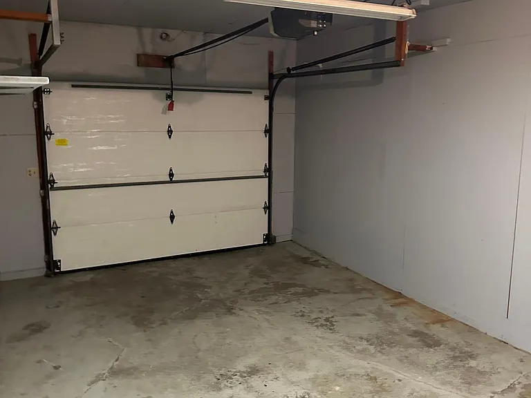 1250 Primrose Ln — Photo 4