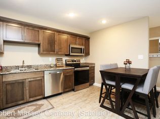 3305 Silverthorn Ln APT 102, Louisville, KY 40299