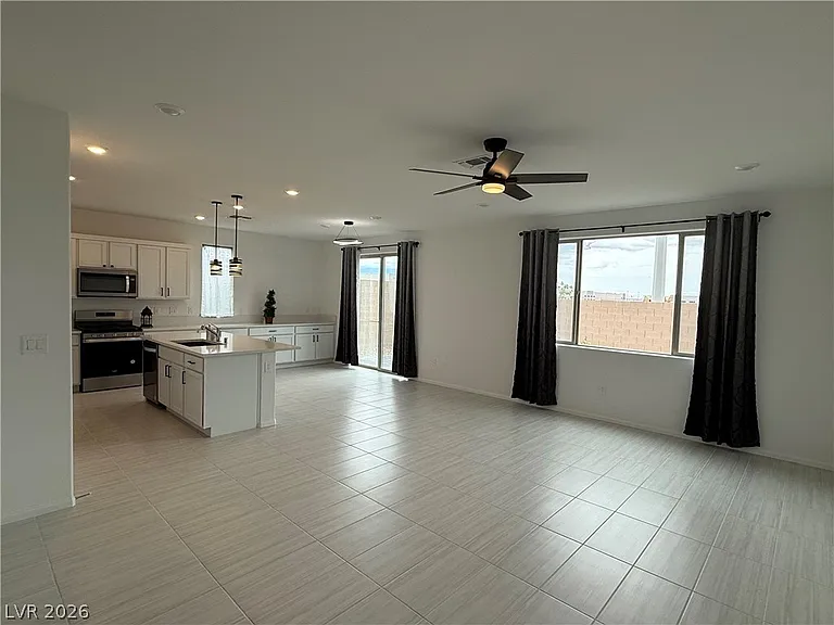 7562 Quail Rock Ave — Photo 11