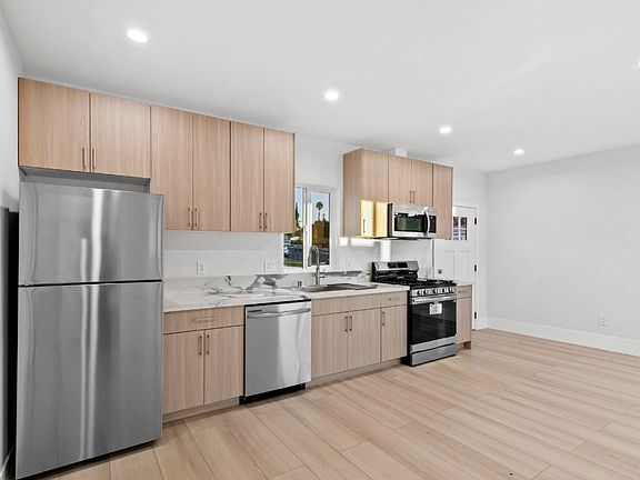 5th image of 8635 Le Berthon St