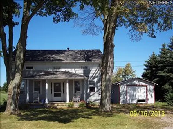 2734 Britton Rd E, Creston, OH 44217